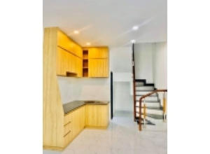 Bán gấp nhà ở quận 3